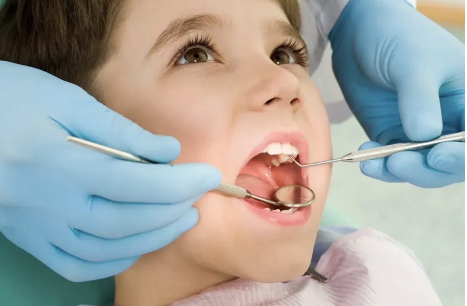kids dental check up